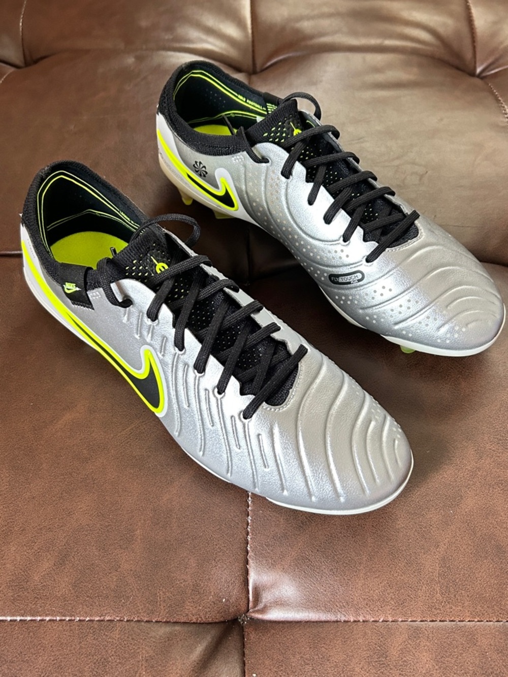 Nike Men’s tiempo legend 10 Elite FG Soccer Cleats